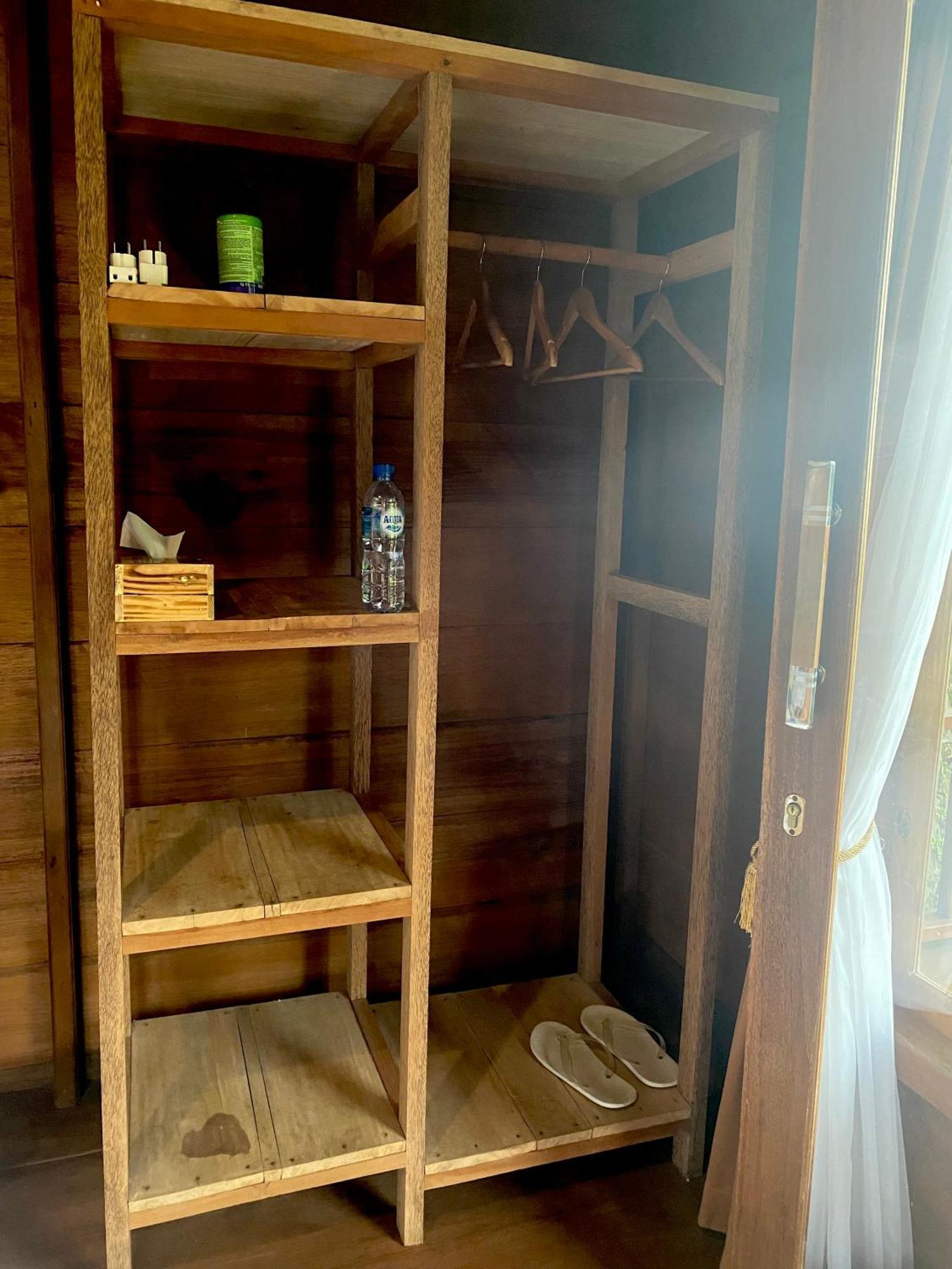 Uma D'Nyuh Homestay Singaraja  Ngoại thất bức ảnh