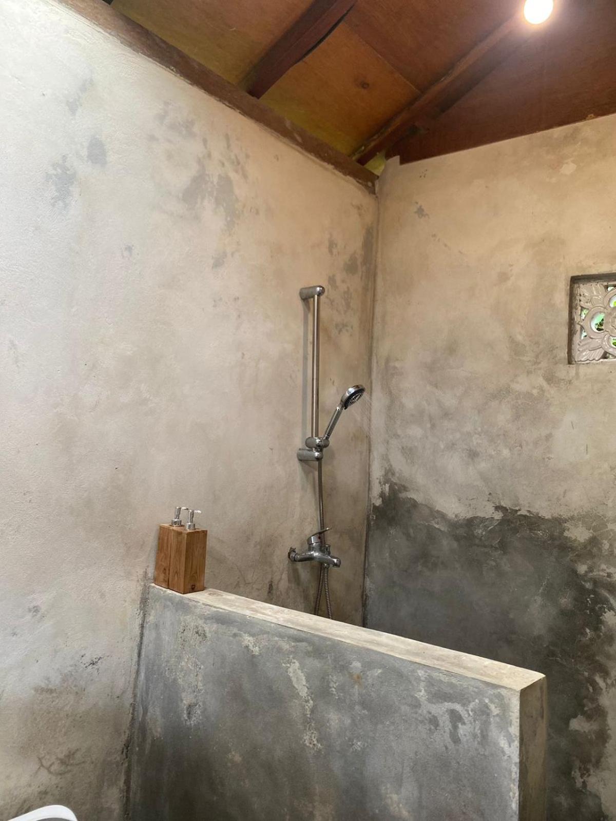 Uma D'Nyuh Homestay Singaraja  Ngoại thất bức ảnh